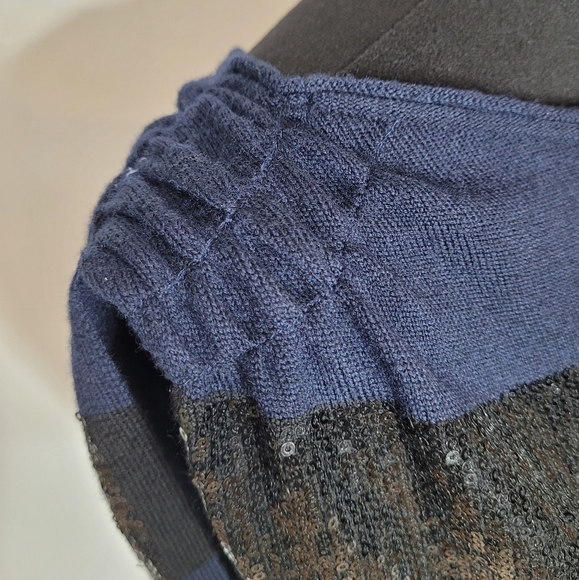 Alice + Olivia Navy Blue Wool and Black Sequin Striped Sleeveless Sweater Size L - Picture 6 of 9